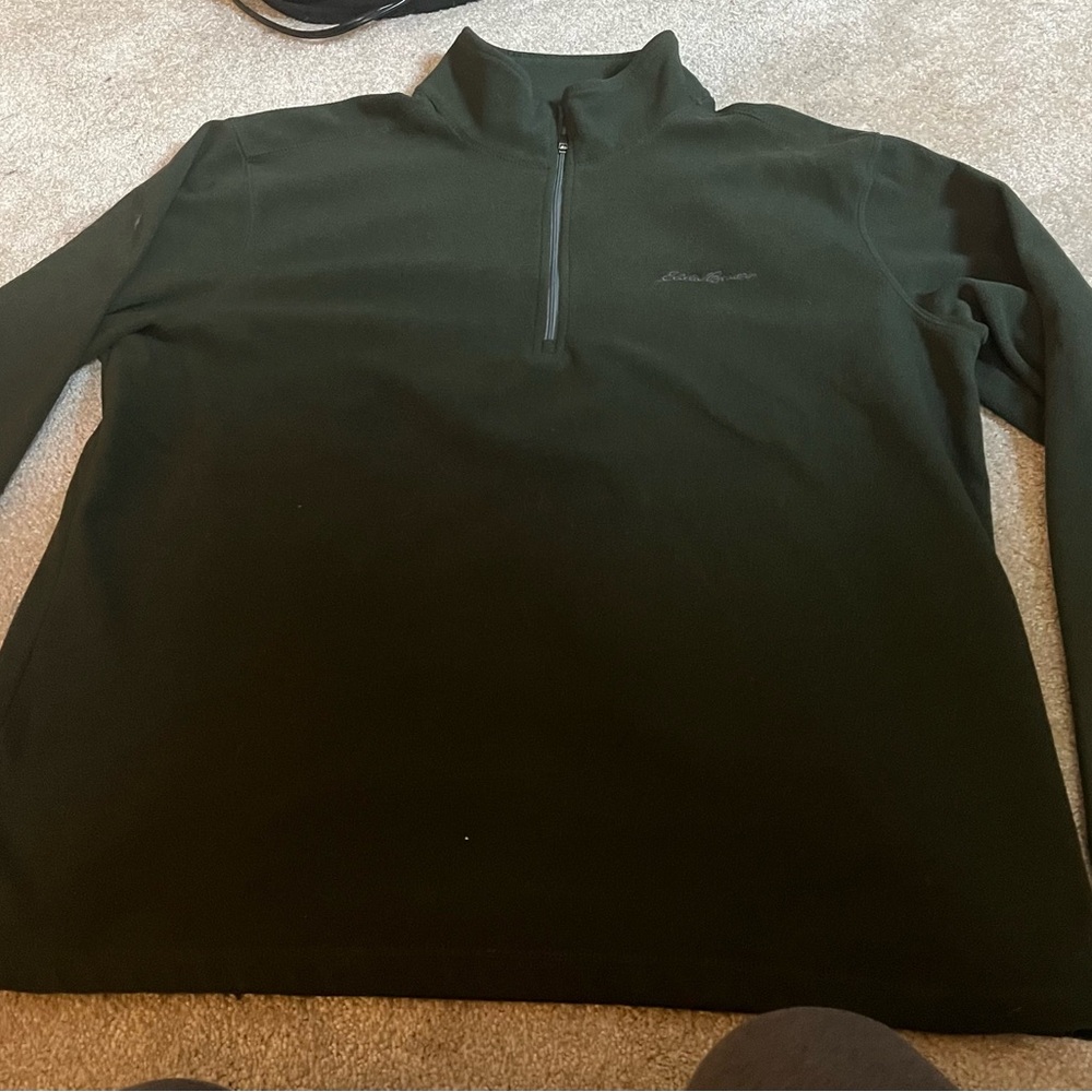 Eddie Bauer Men’s lightweight fleece quarter zip